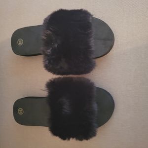 Fluffy Slippers